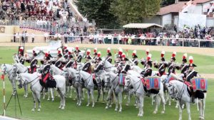 fanfara-carabinieri-a-cavallo-300x169.jpg